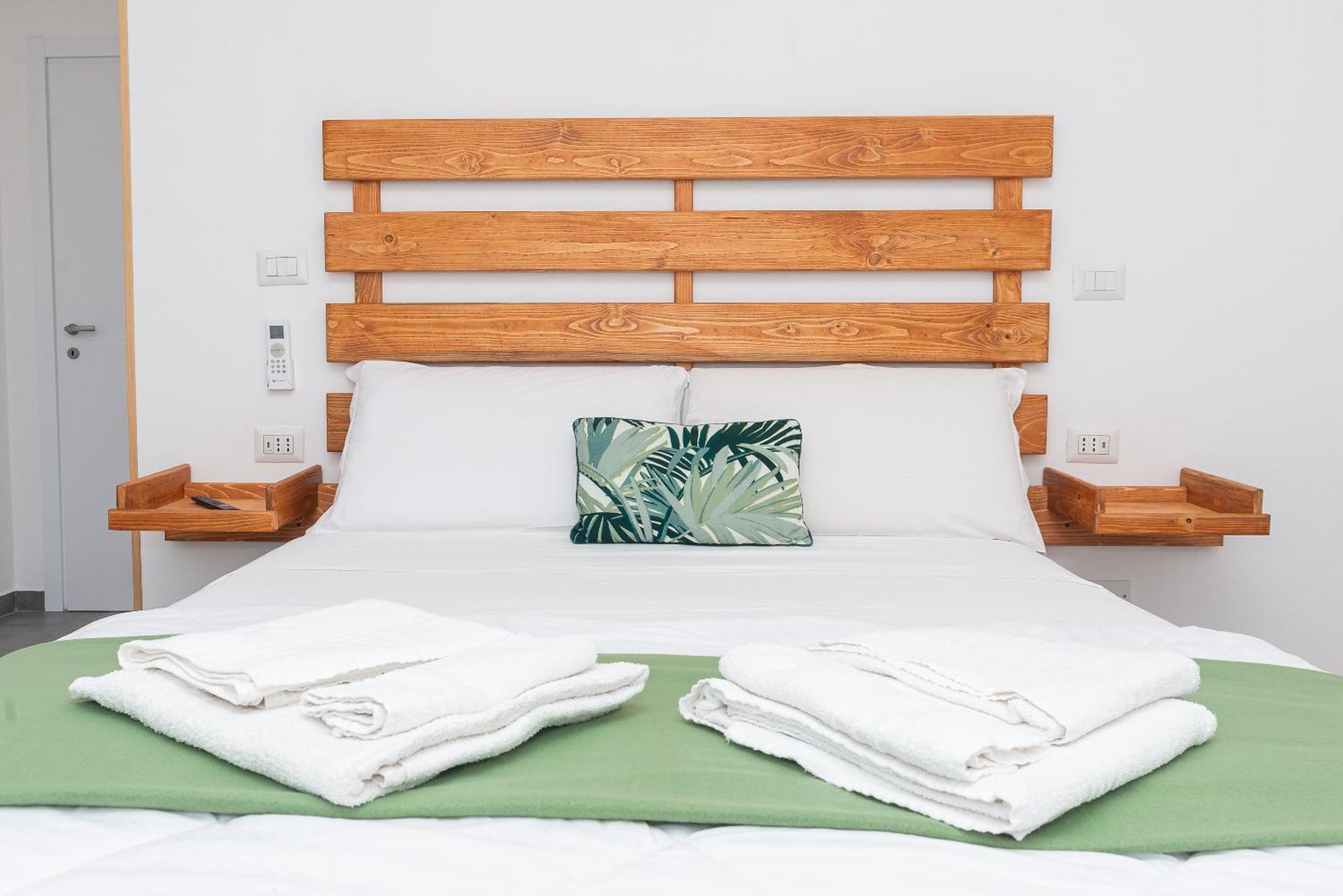 Guest House - Affittacamere Green Apartment - By Faendho Porto Torres Kültér fotó