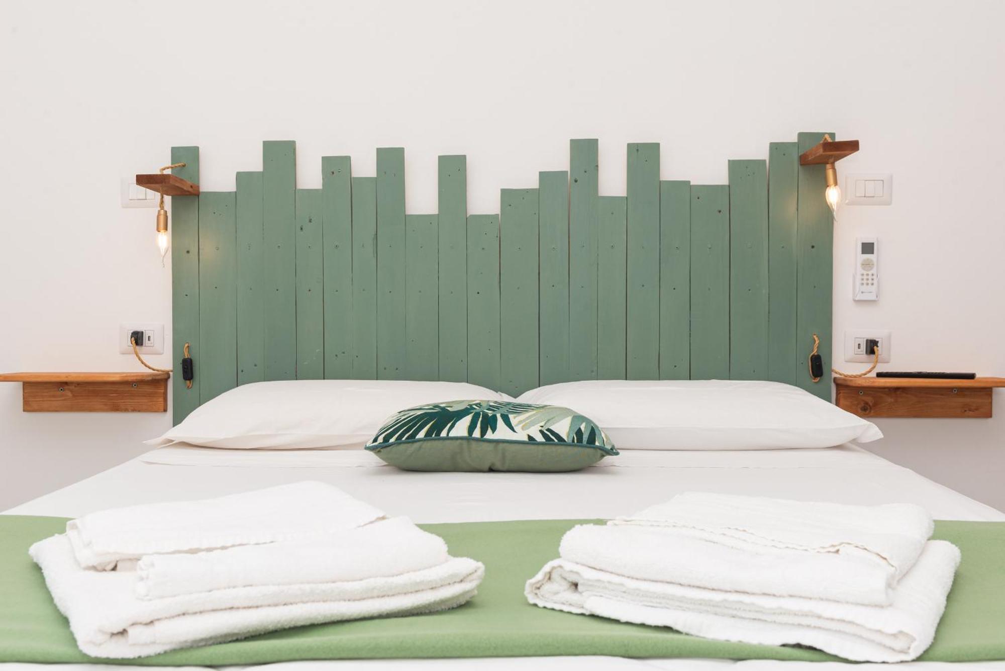 Guest House - Affittacamere Green Apartment - By Faendho Porto Torres Kültér fotó